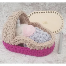  Lóversenypálya alakú  horgolható faalap 18 x 11 cm